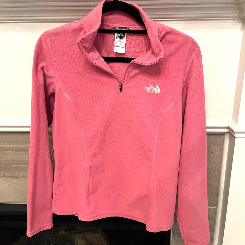 Womens North Face pullover